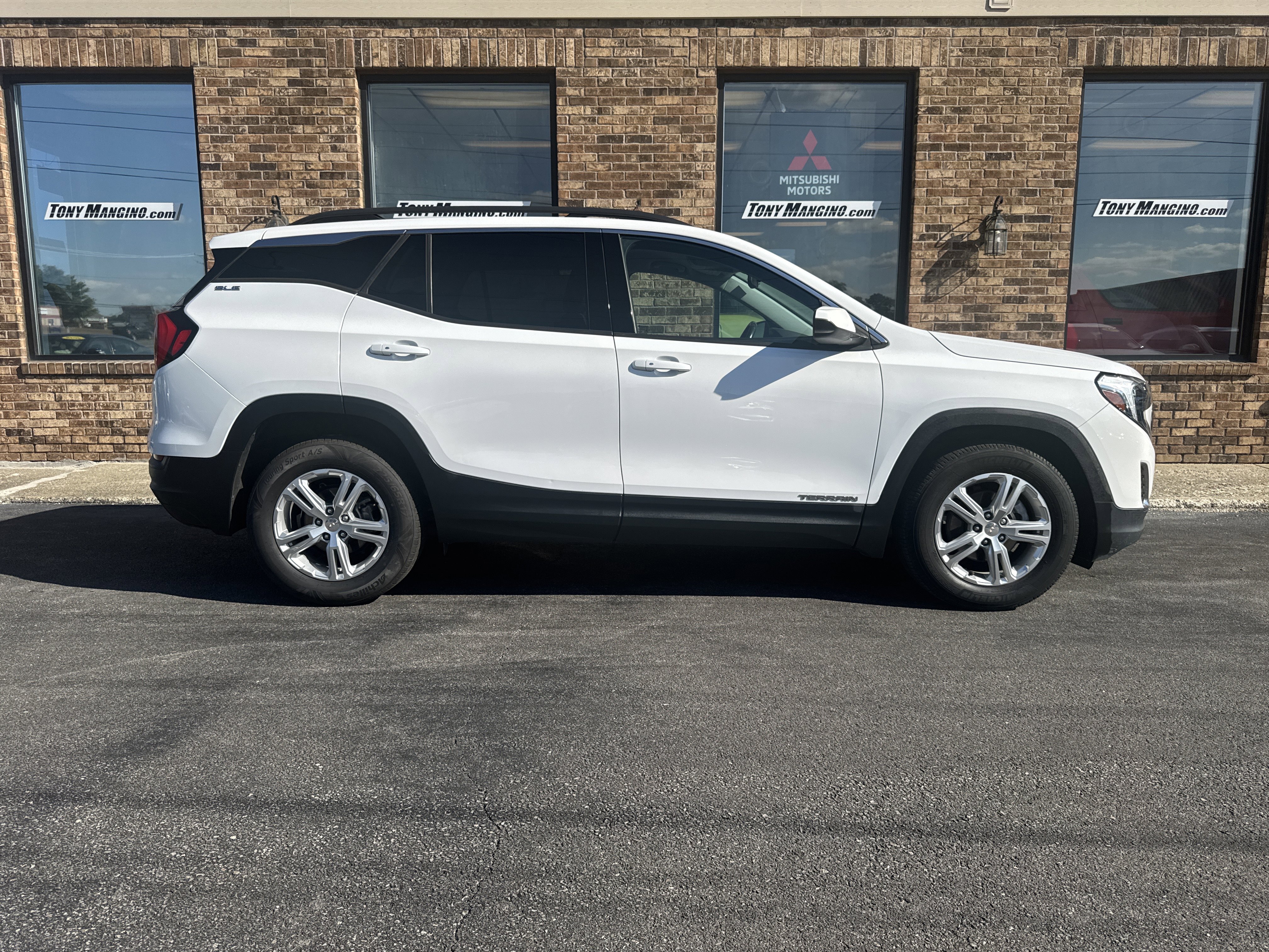 Used 2019 GMC Terrain SLE w/ Driver Convenience Package image 6