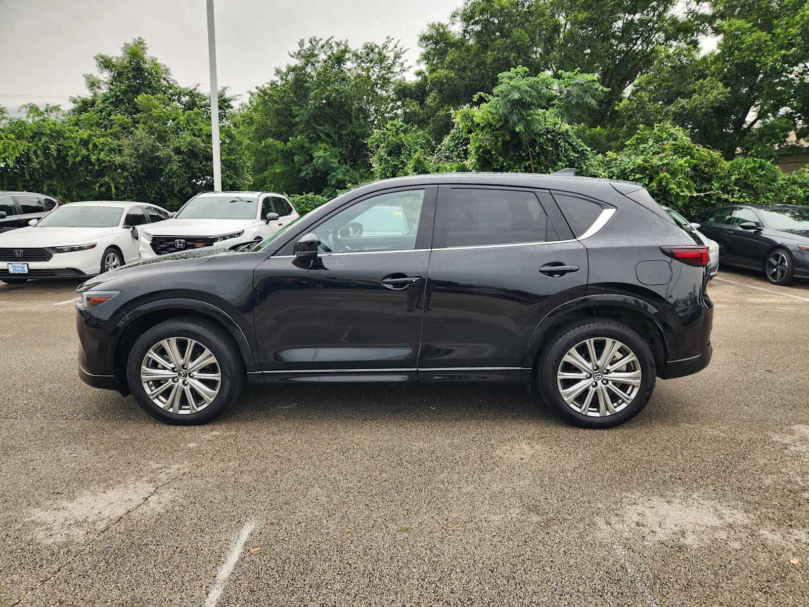 Used 2023 MAZDA CX-5 Signature AWD/4WD image 4