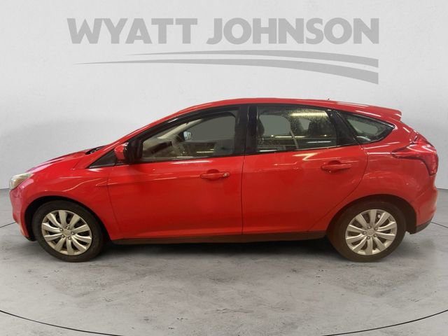 Used 2012 Ford Focus SE FWD image 3