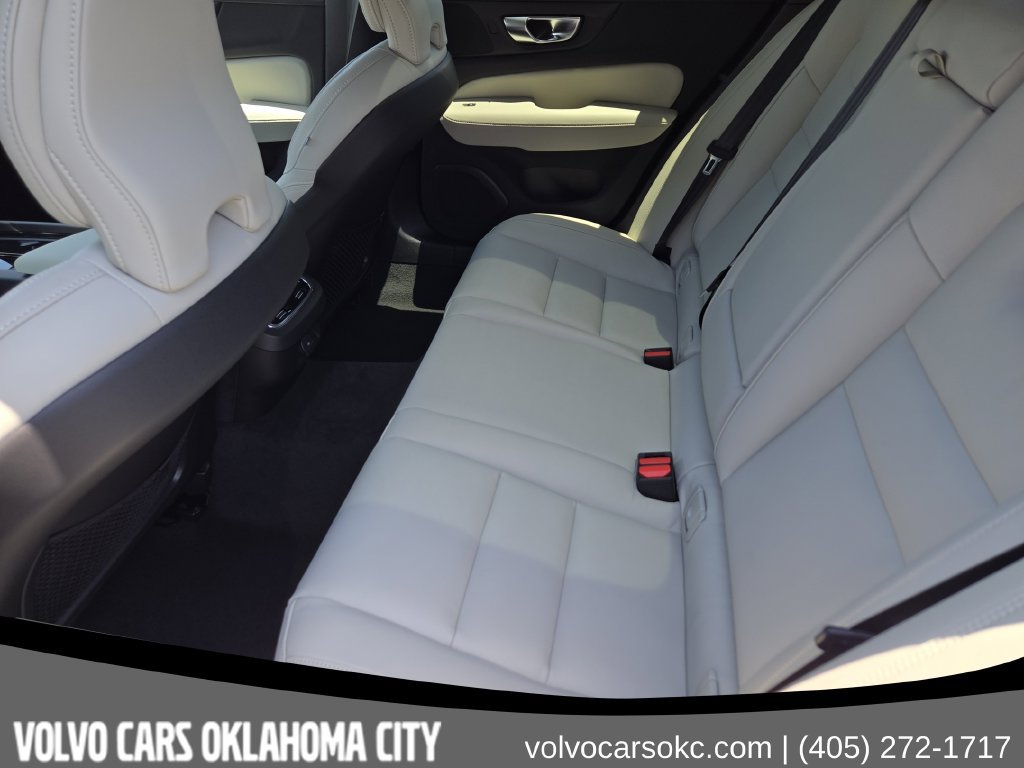 New 2026 Volvo V60 B5 Cross Country Ultra w/ Protection Package Premier AWD/4WD image 23