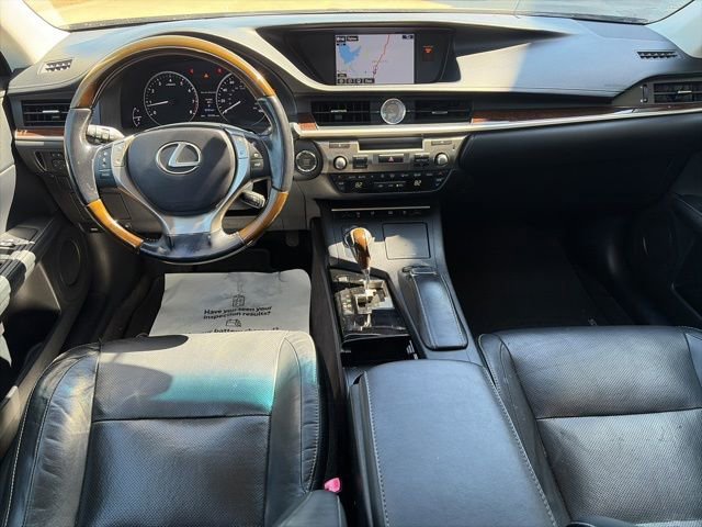 Used 2015 Lexus ES 350 350 w/ Luxury Package image 11