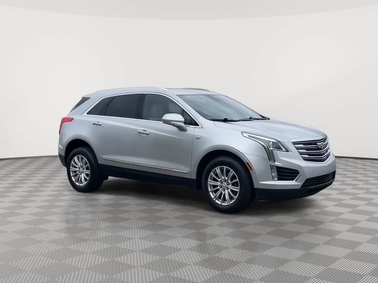 Used 2018 Cadillac XT5 AWD w/ LPO, Wheel Lock Package video 2