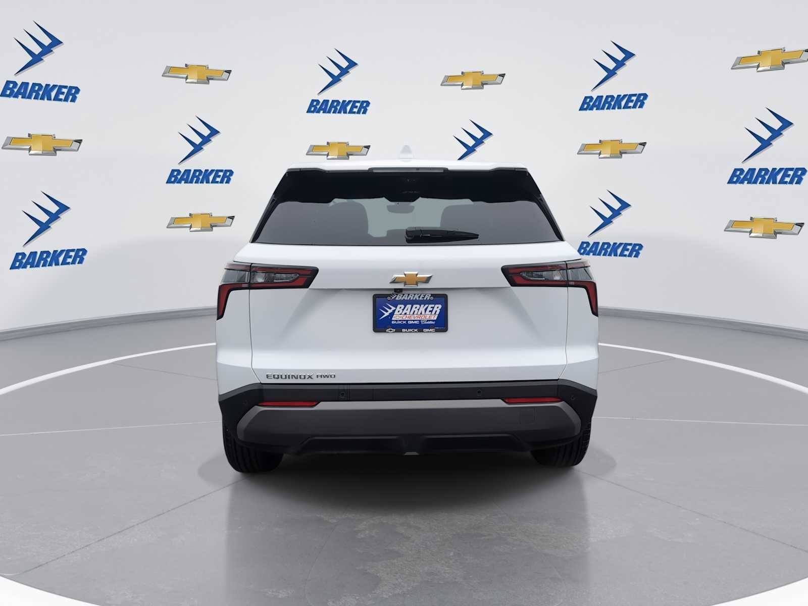 Used 2025 Chevrolet Equinox LT w/ Safety and Technology Package image 7