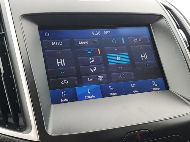 Used 2020 Ford Edge SEL FWD image 18