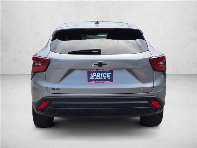 Used 2024 Chevrolet Trax RS w/ Driver Confidence Package FWD image 6