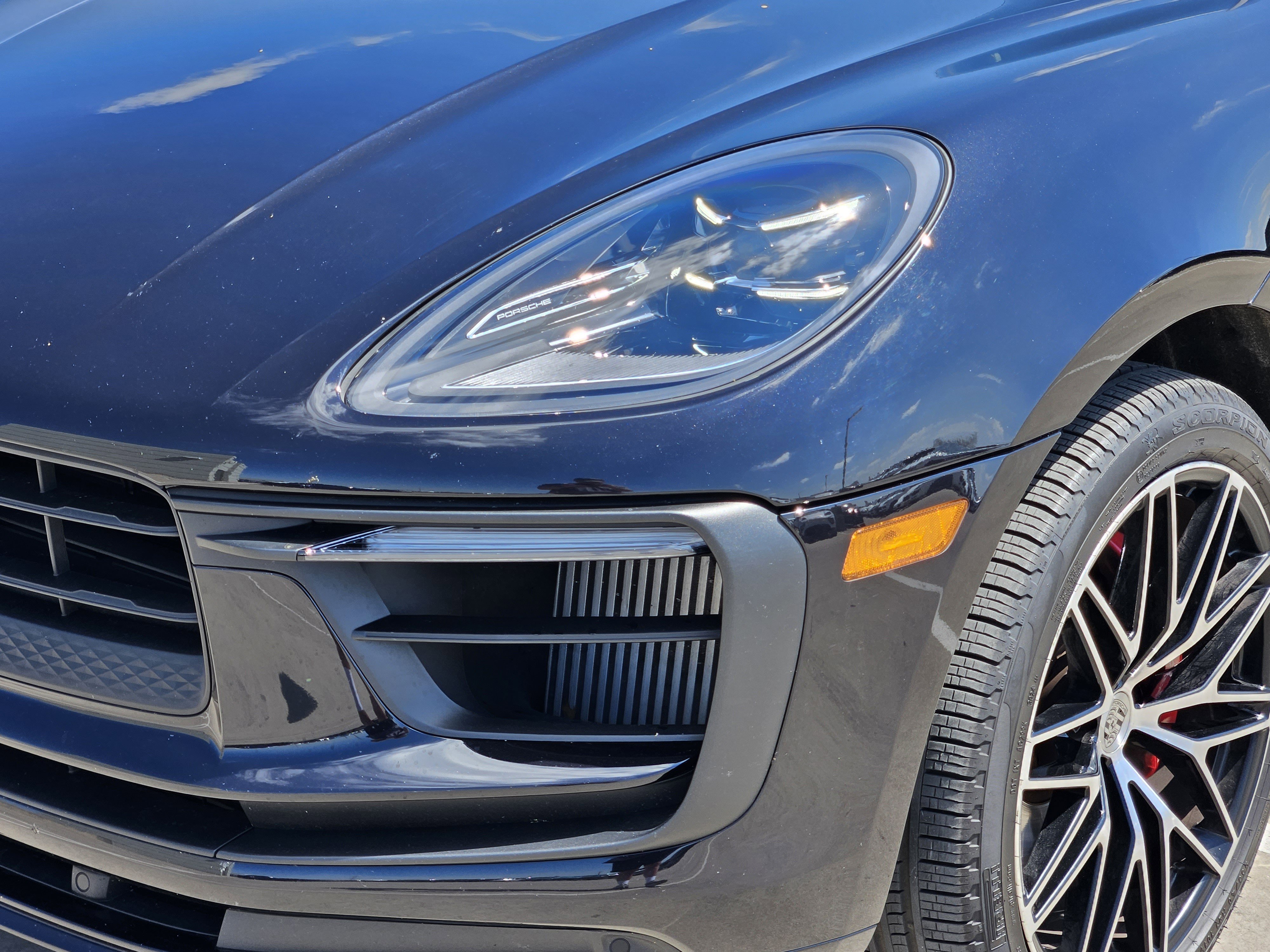 Certified 2023 Porsche Macan S image 12
