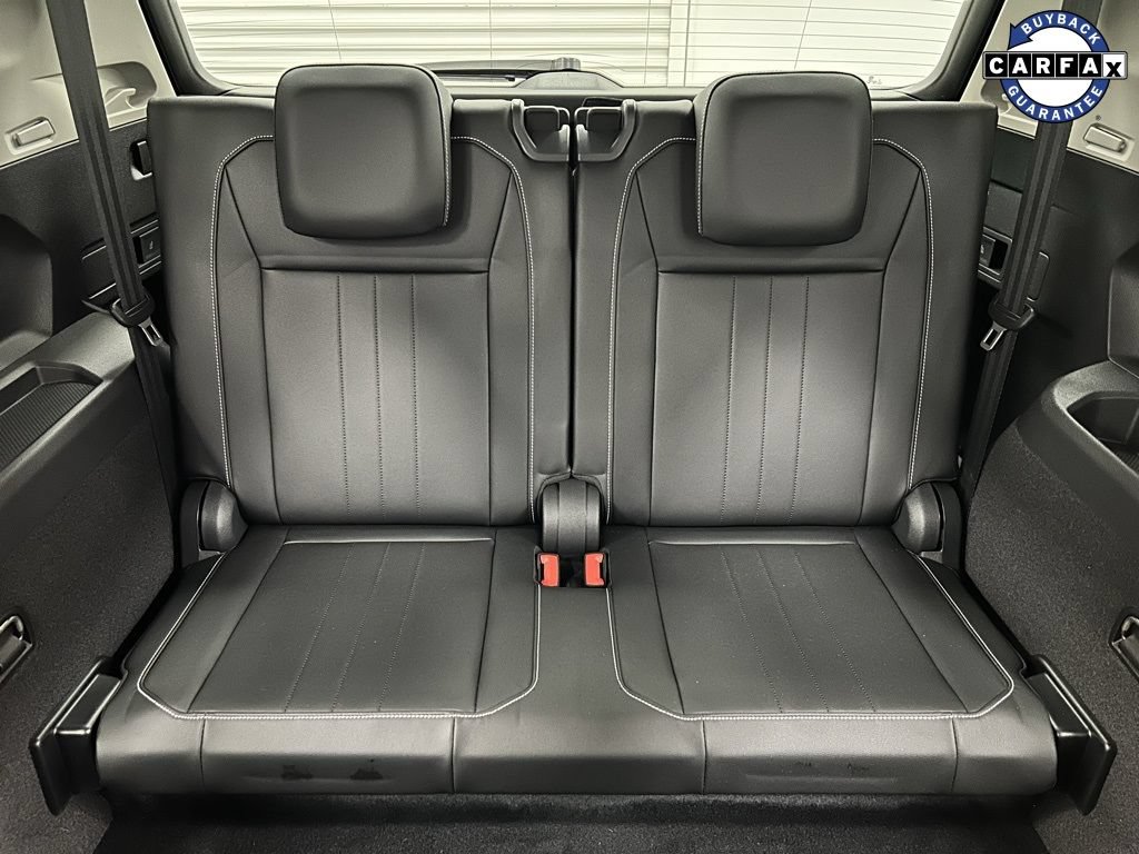Used 2022 Volkswagen Tiguan SE FWD image 10
