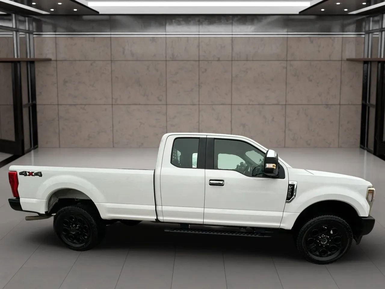 Used 2019 Ford F250 XL w/ Power Equipment Group AWD/4WD image 16