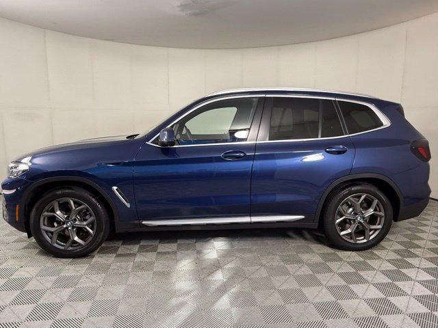 Used 2024 BMW X3 sDrive30i w/ Convenience Package w/ZPA RWD image 3