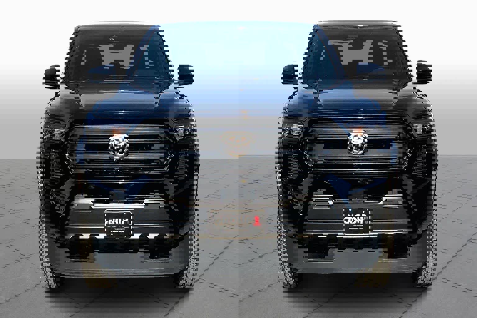 Used 2025 Toyota Tacoma SR image 3