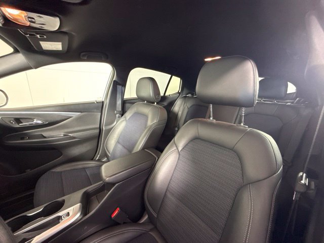 Used 2025 Buick Envista Preferred FWD image 15