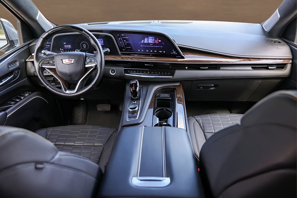 Certified 2024 Cadillac Escalade Sport Platinum AWD/4WD image 27