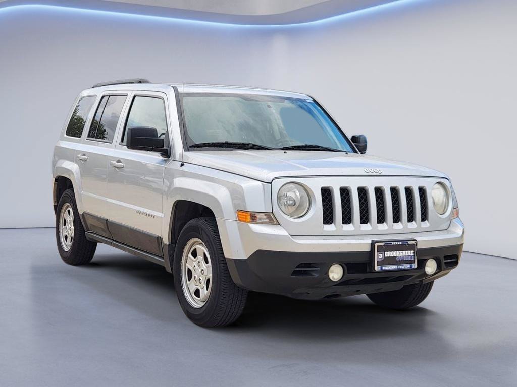Used 2011 Jeep Patriot Sport w/ PWR Value Group FWD image 3