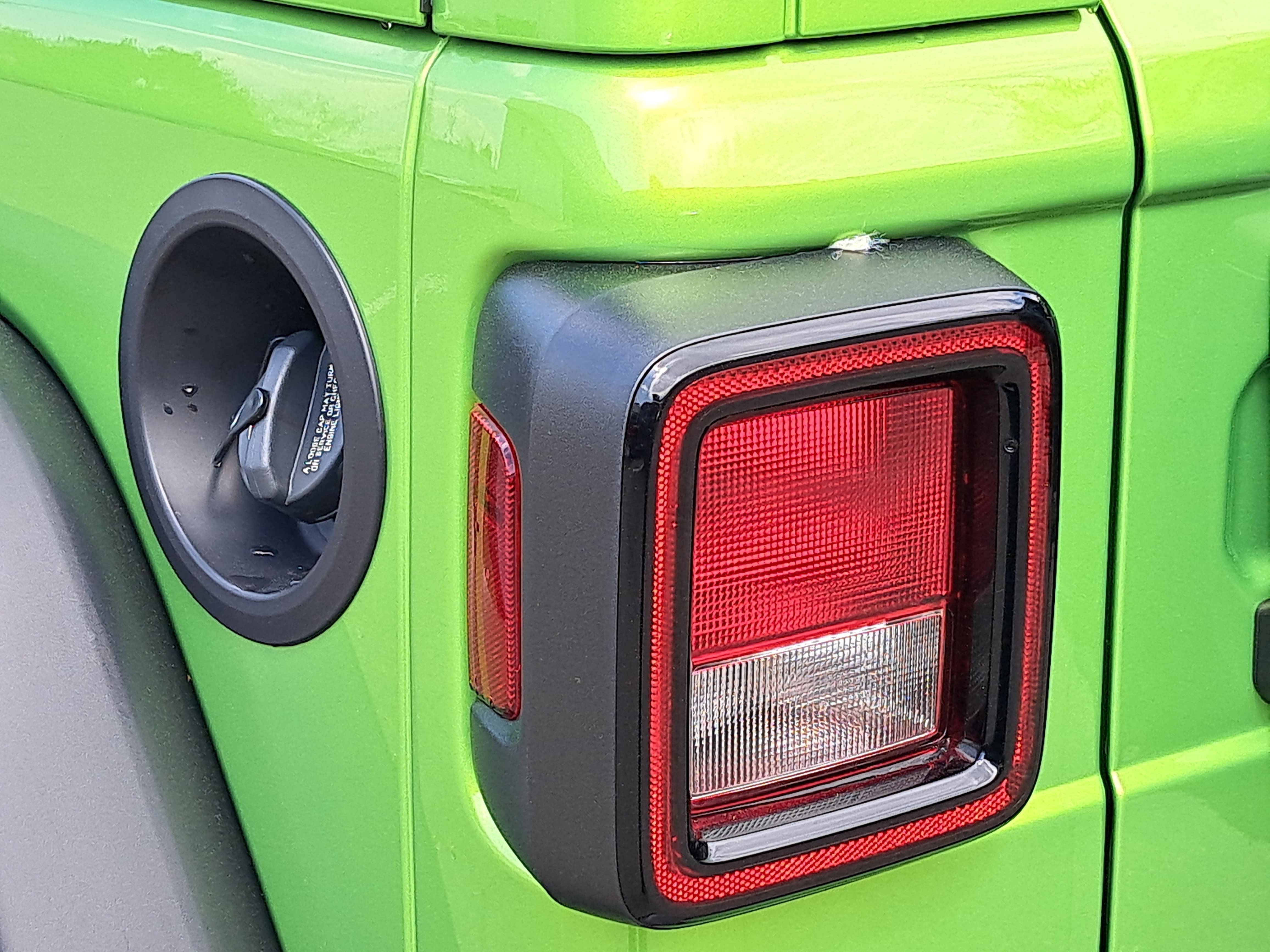 Used 2025 Jeep Wrangler Willys image 30