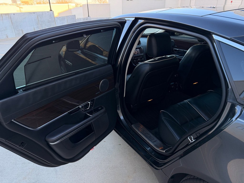 Used 2014 Jaguar XJ L Portfolio image 14