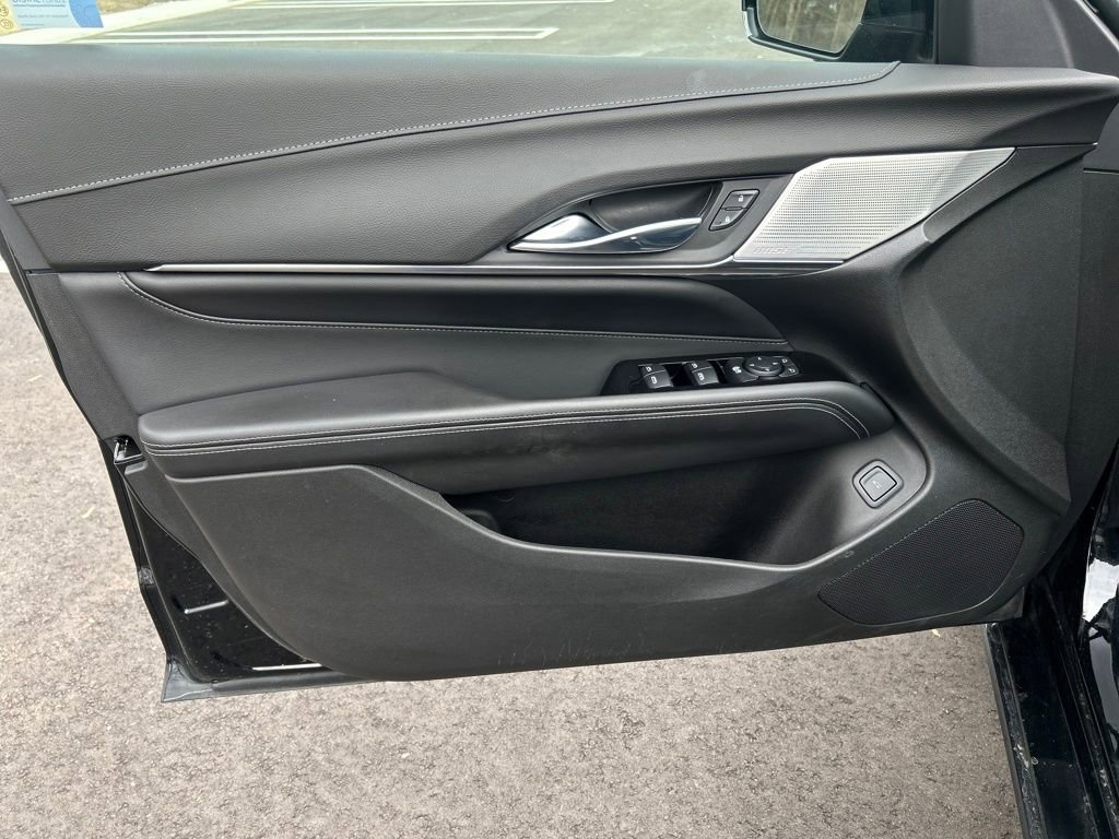 Used 2023 Cadillac CT4 Luxury w/ Sun And Sound Package image 19