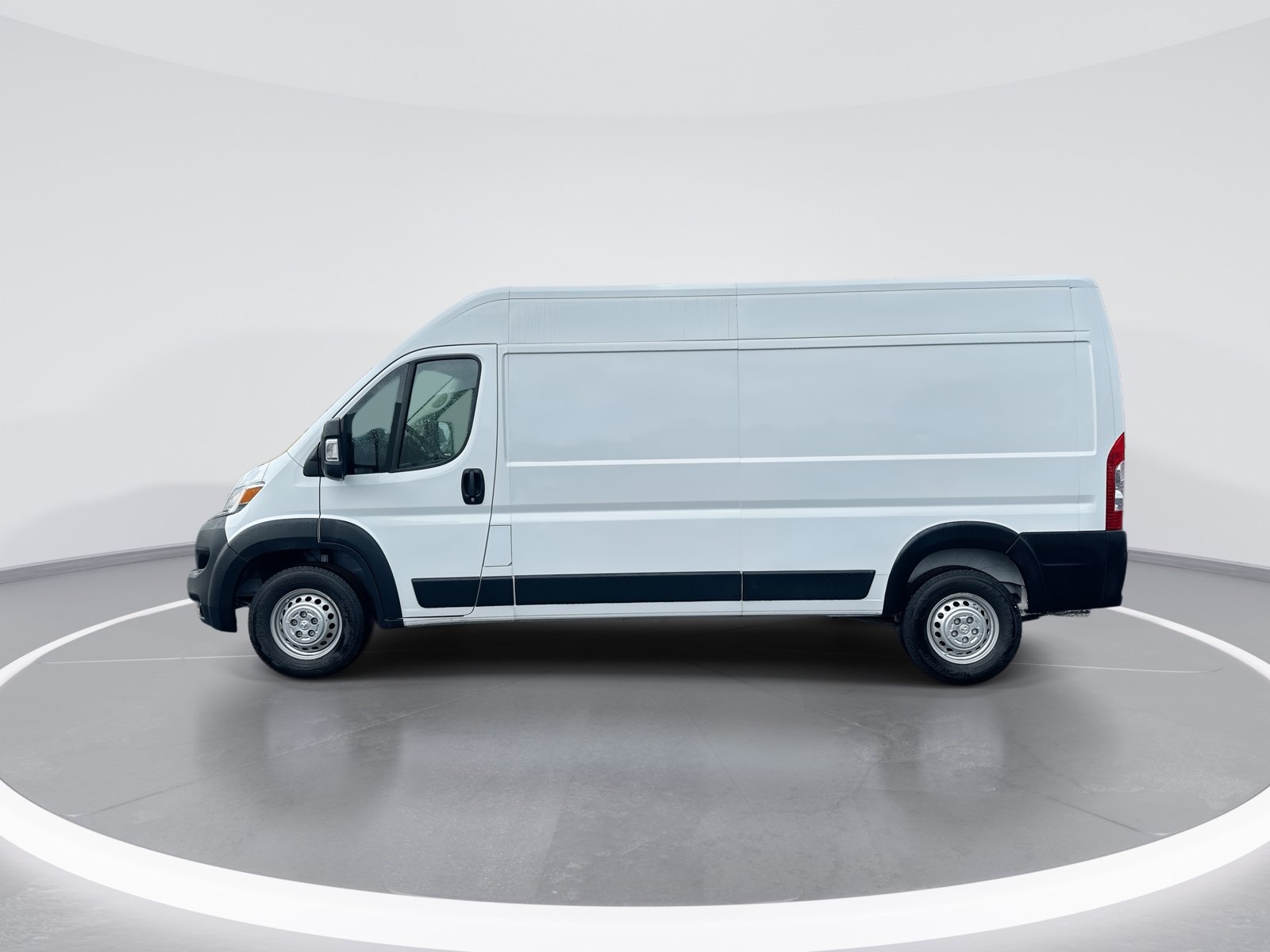 Used 2025 RAM ProMaster 2500 w/ Convenience Group FWD image 6