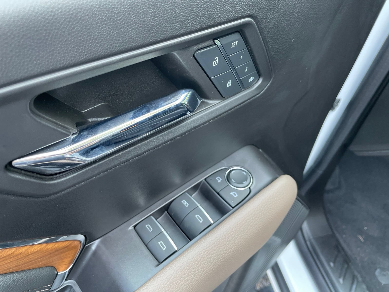 Used 2024 GMC Canyon Denali AWD/4WD image 22