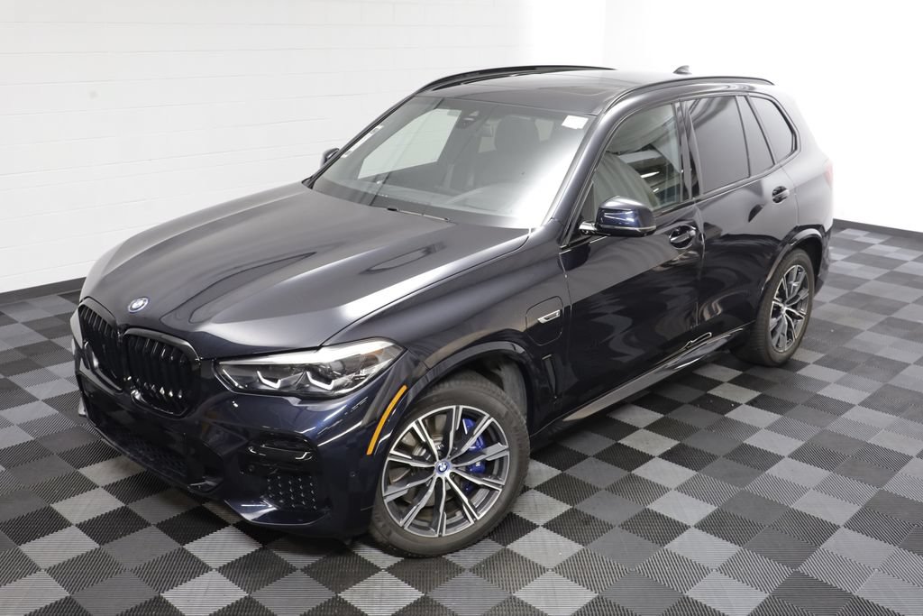 Used 2023 BMW X5 xDrive45e w/ M Sport Package AWD/4WD image 2