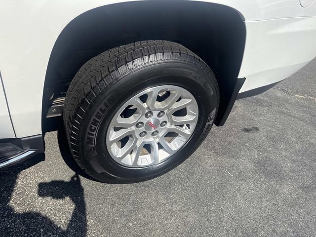 Used 2017 GMC Yukon XL SLT w/ Open Road Package image 17