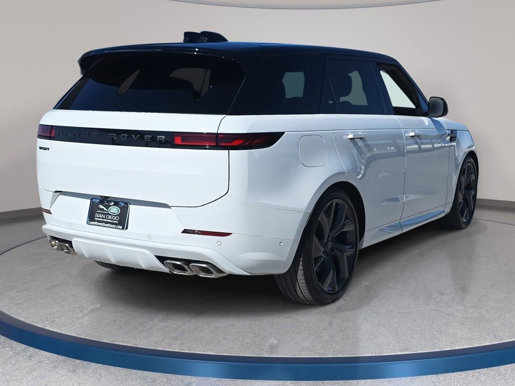 New 2026 Land Rover Range Rover Sport Dynamic SE AWD/4WD image 5