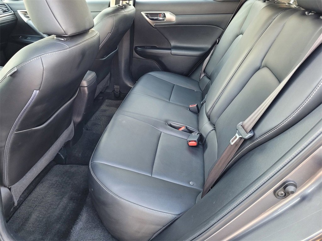 Used 2017 Lexus CT 200h 200h image 8