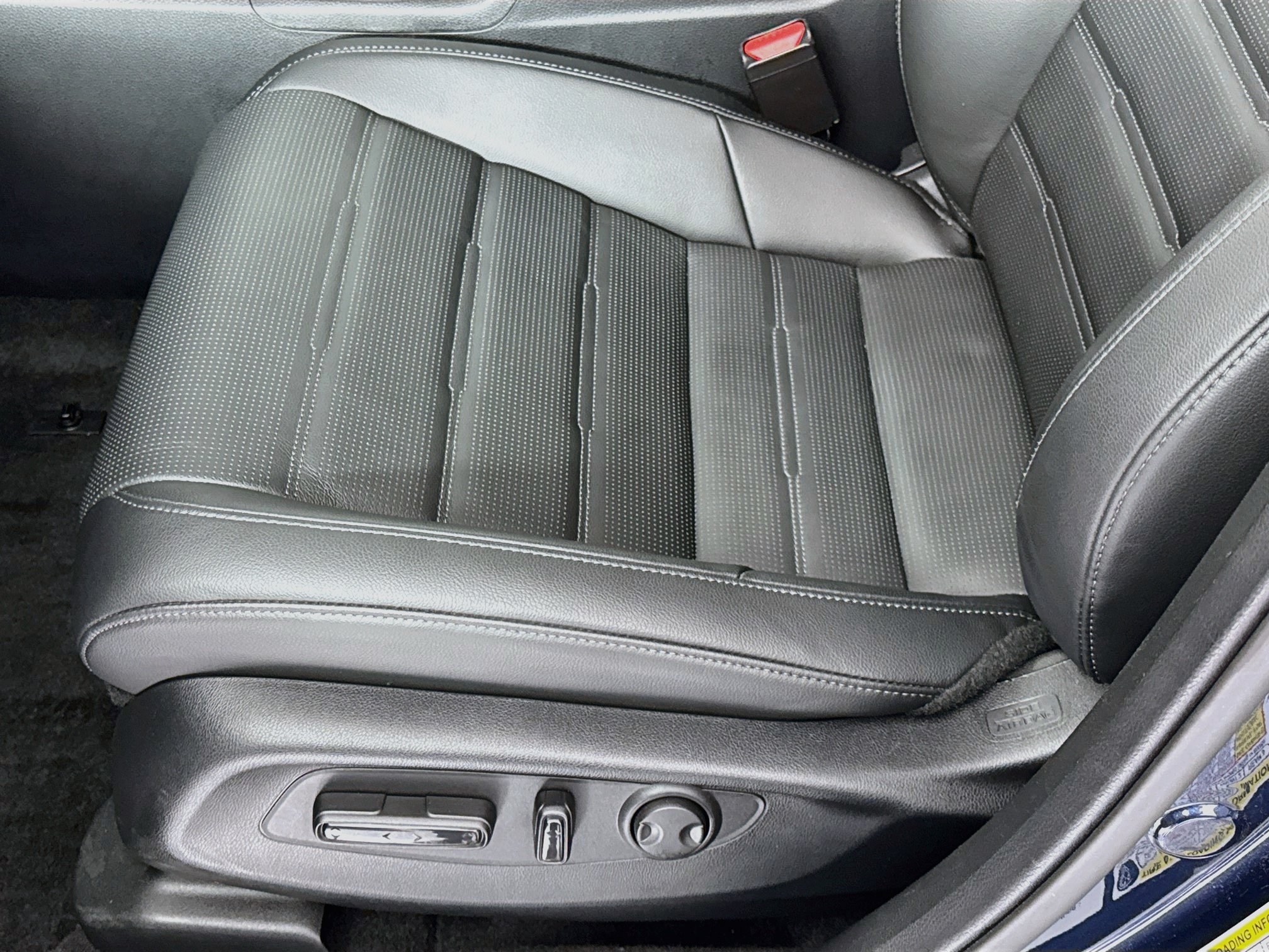 Certified 2025 Honda CR-V EX-L image 18
