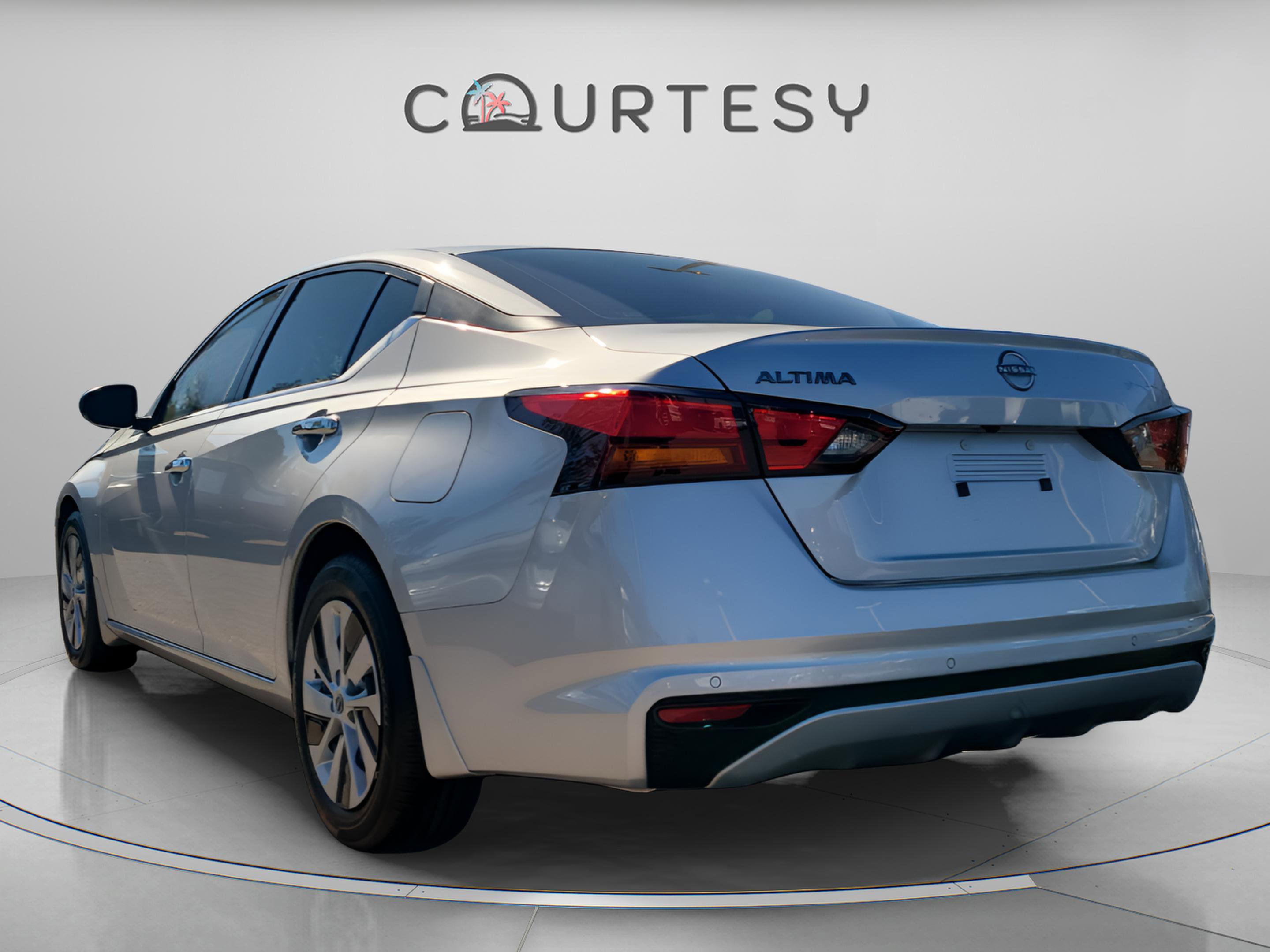 Certified 2024 Nissan Altima 2.5 S image 2