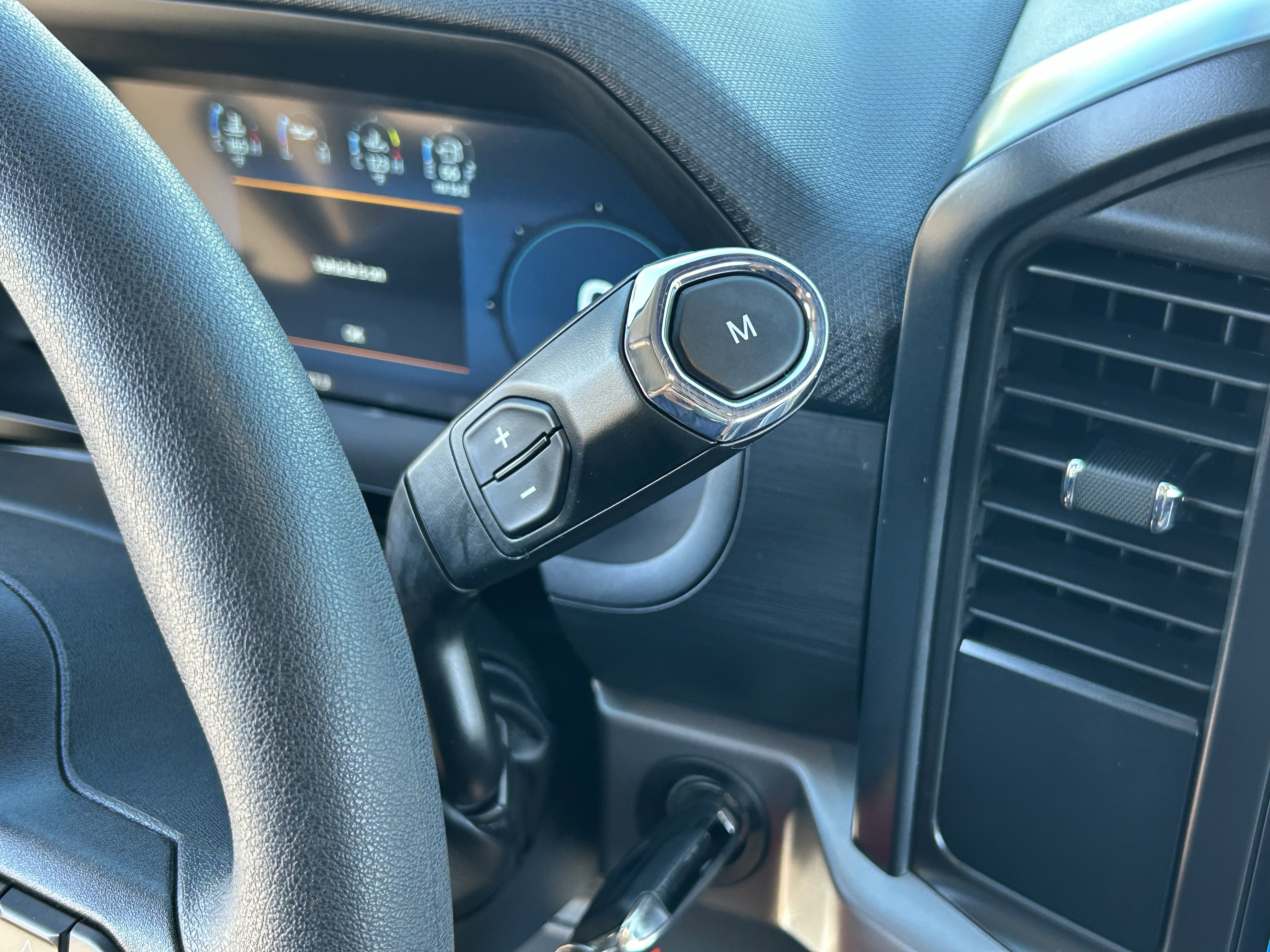 Used 2025 Ford F150 XL image 23