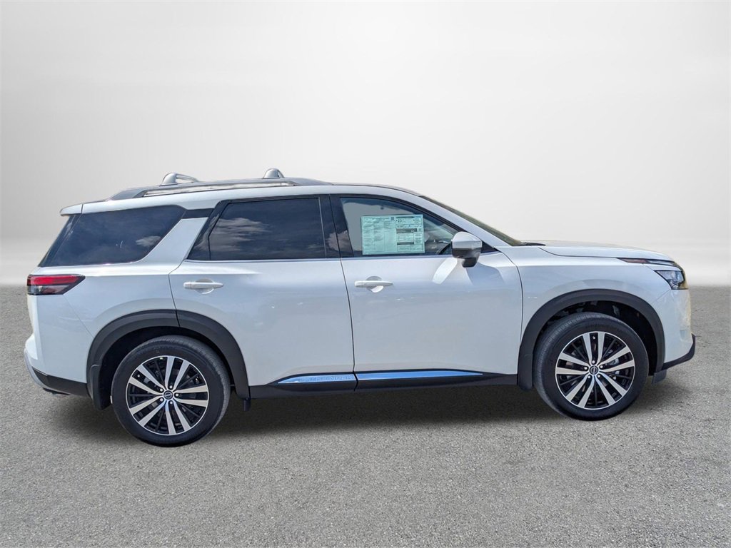 New 2025 Nissan Pathfinder Platinum w/ Black Appearance Package image 2