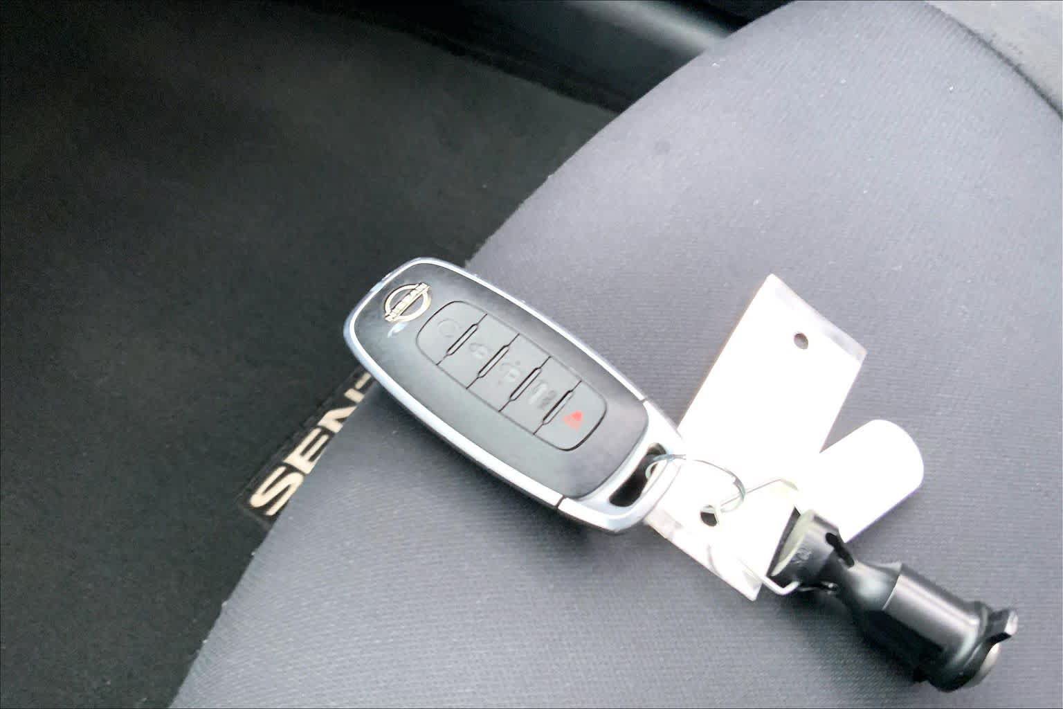 Used 2025 Nissan Sentra SV w/ All-Weather Package FWD image 13