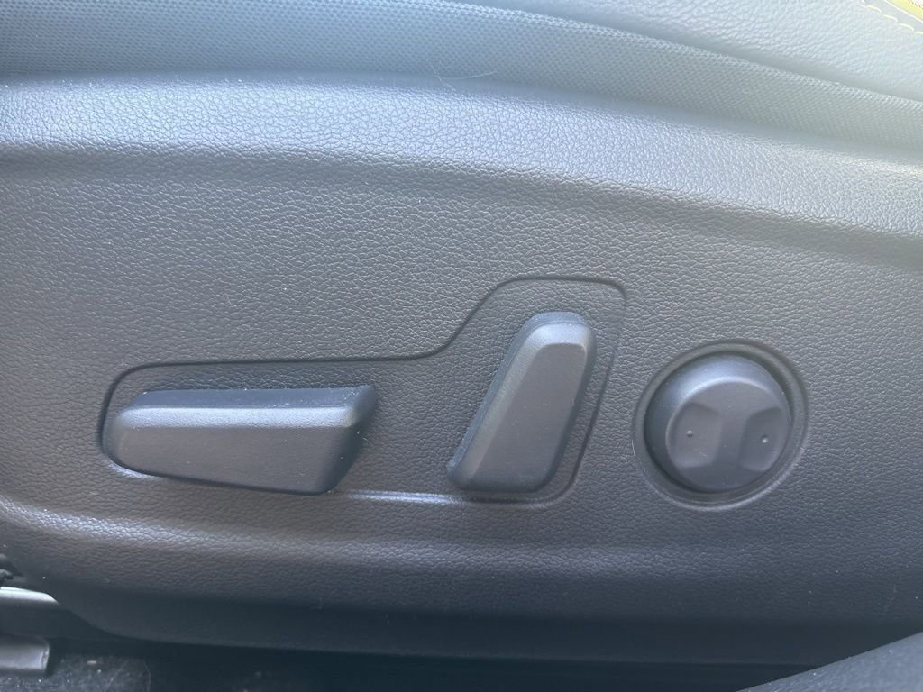 Used 2019 Hyundai Kona Ultimate image 12