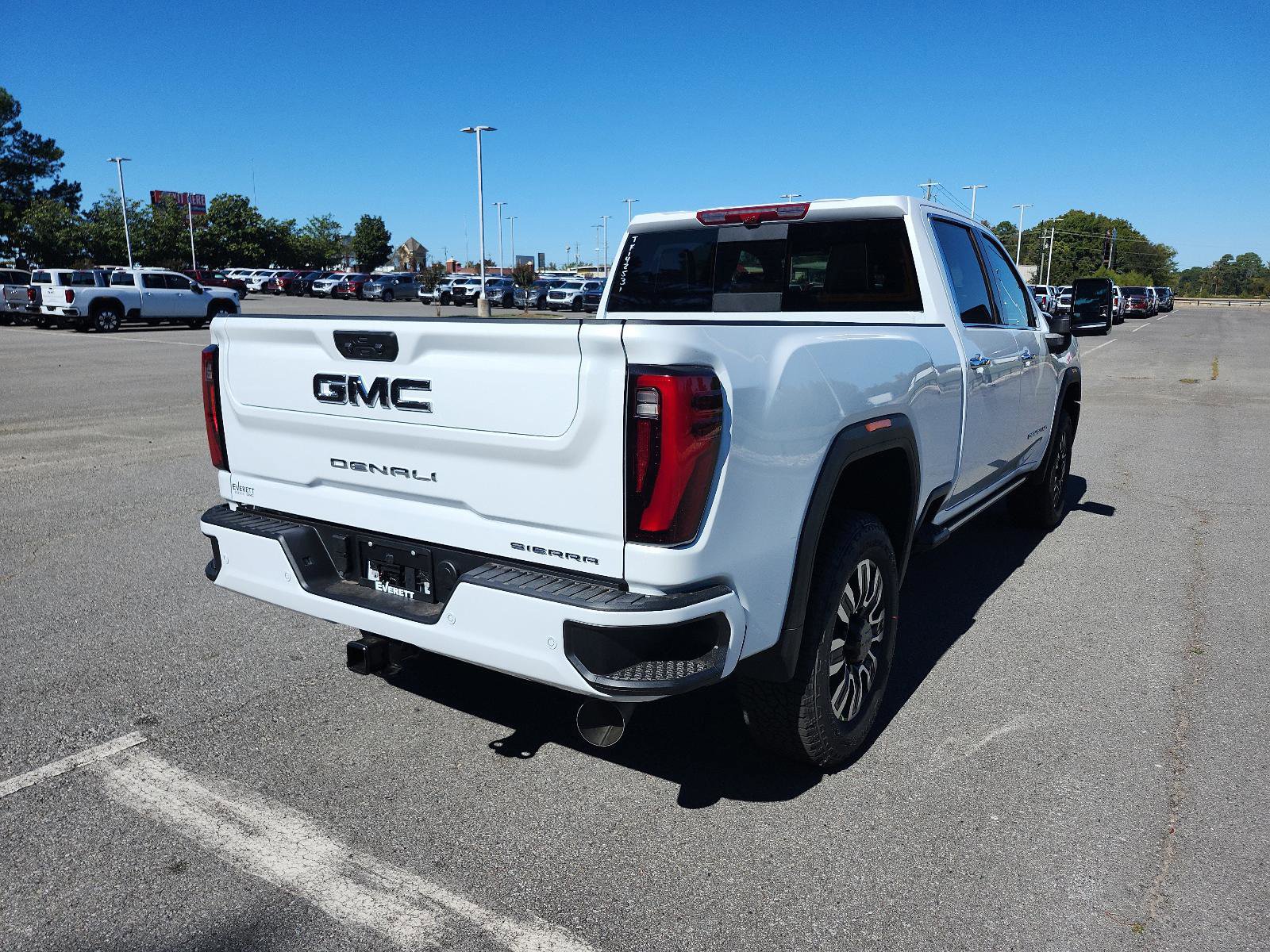New 2026 GMC Sierra 2500 Denali Ultimate image 3