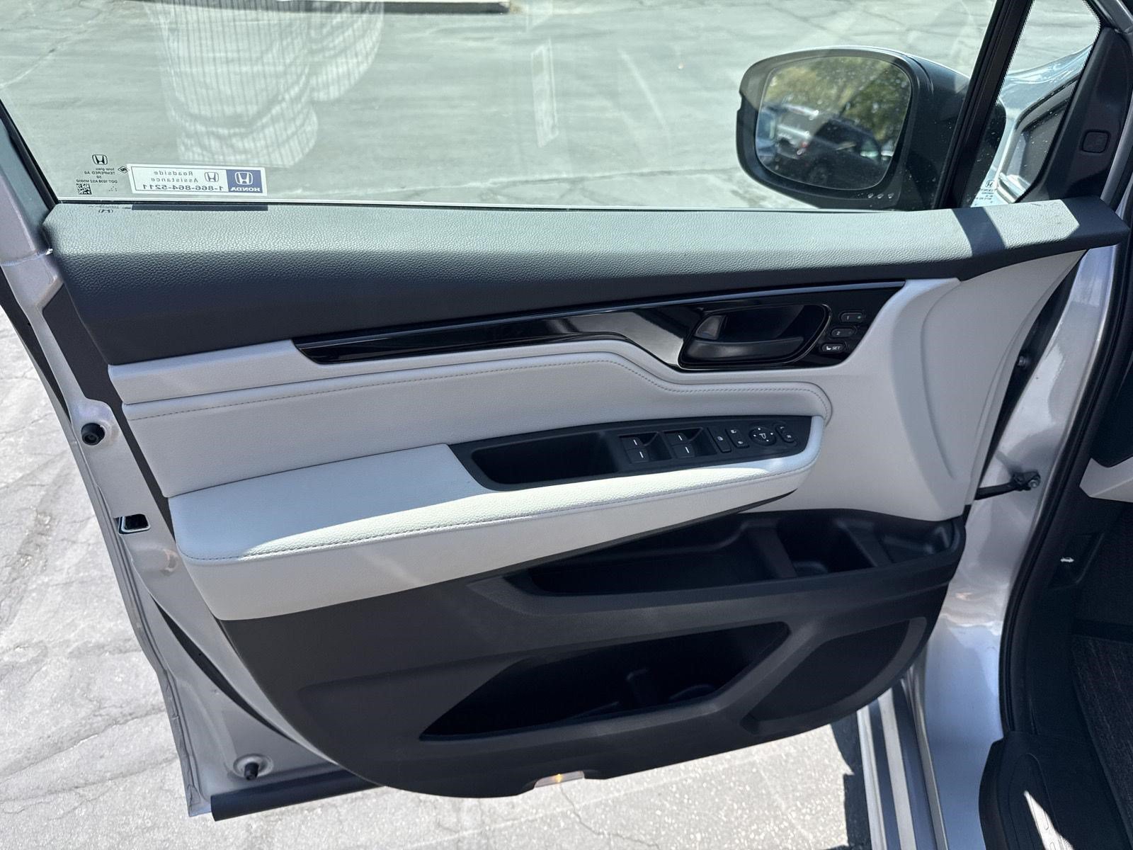 Certified 2026 Honda Odyssey Touring image 10