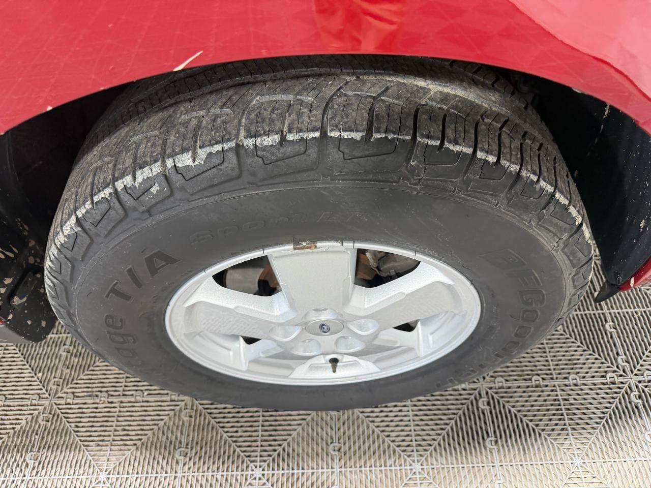 Used 2010 Ford Escape XLT AWD/4WD image 11