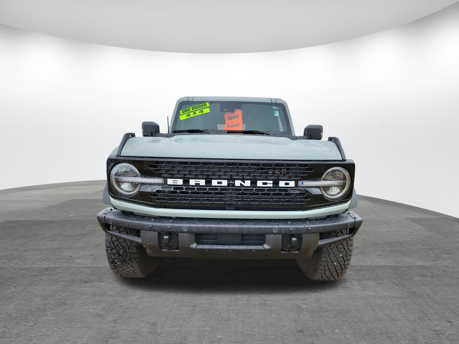 Used 2024 Ford Bronco Wildtrak image 2