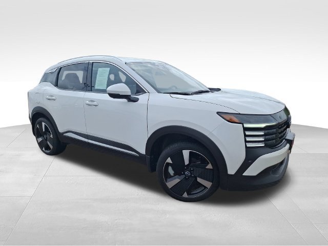 Certified 2025 Nissan Kicks SR