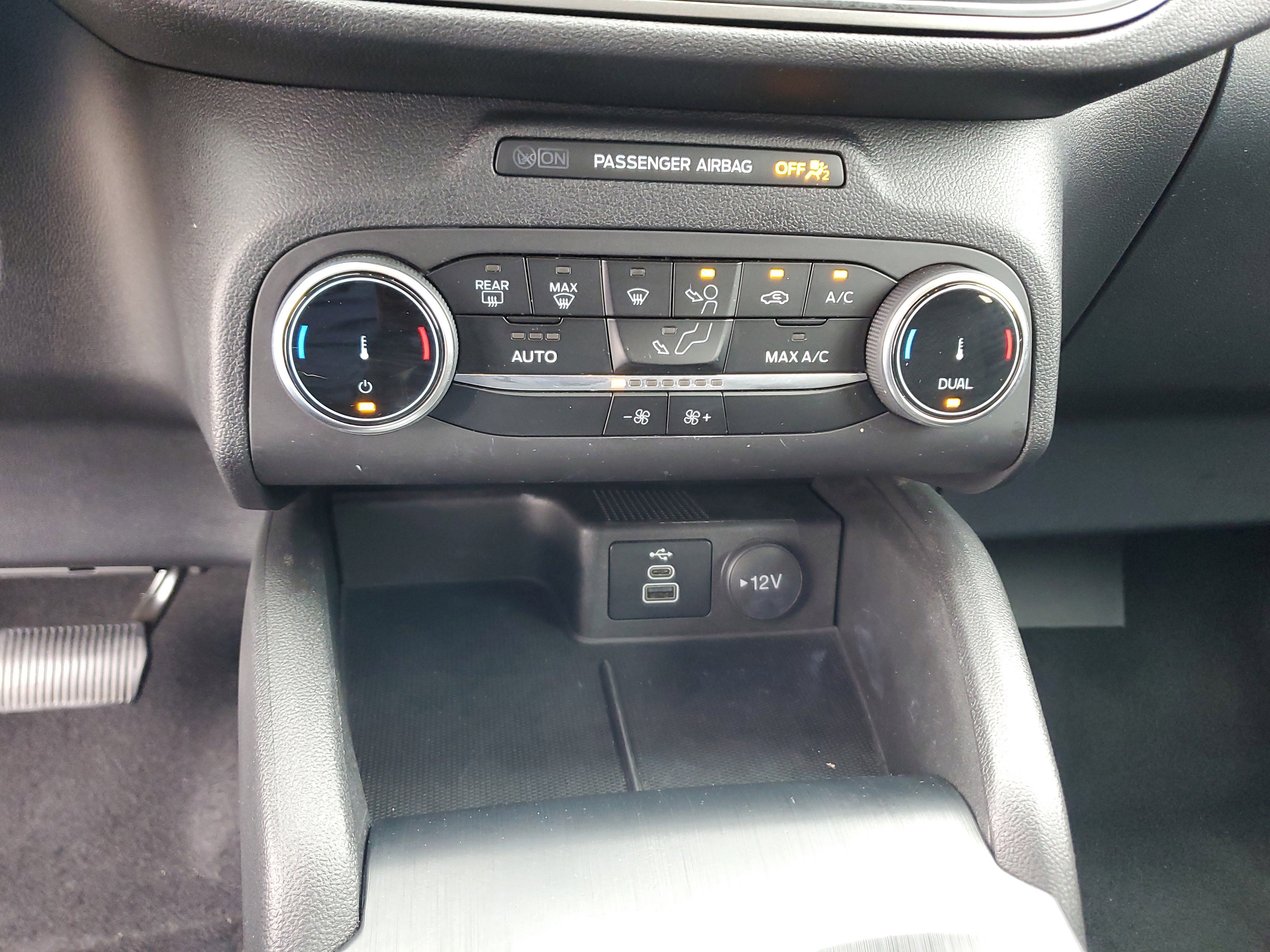 Used 2024 Ford Escape Active image 25