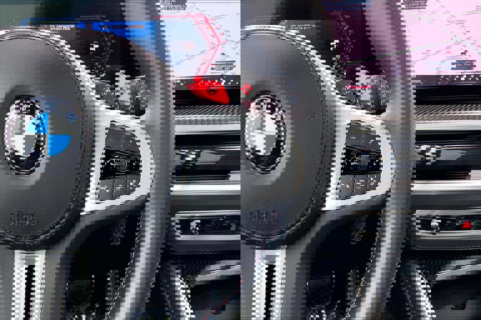 Used 2025 BMW X5 M Competition w/ Executive Package image 24