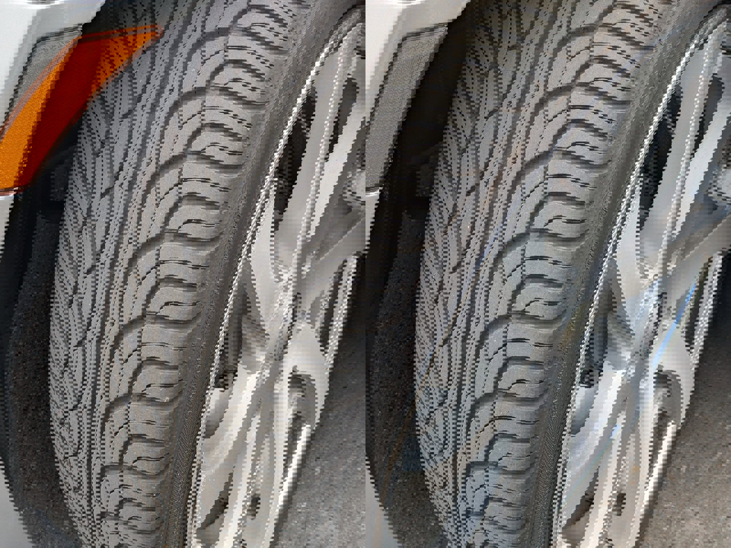 Used 2012 Fisker Karma EcoSport image 40