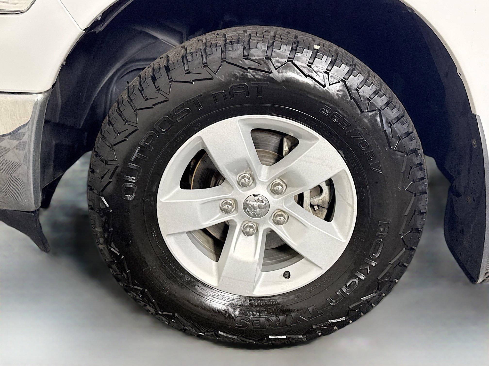 Used 2022 RAM 1500 Classic SLT image 37