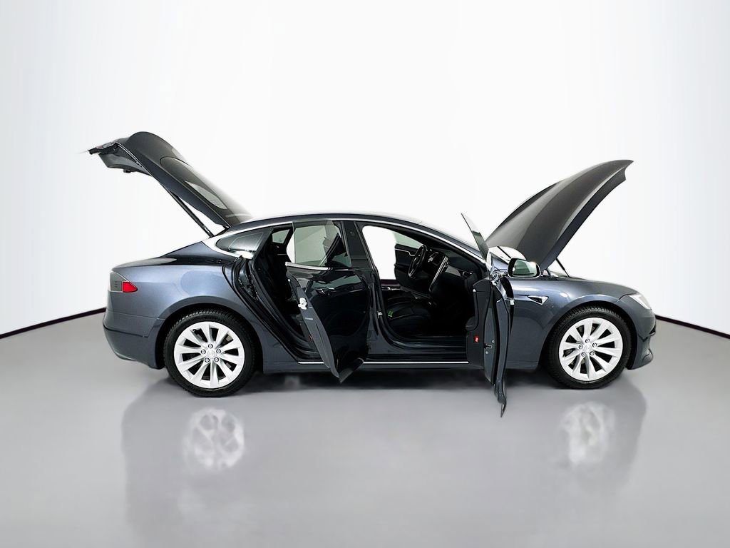 Used 2017 Tesla Model S 100D image 33