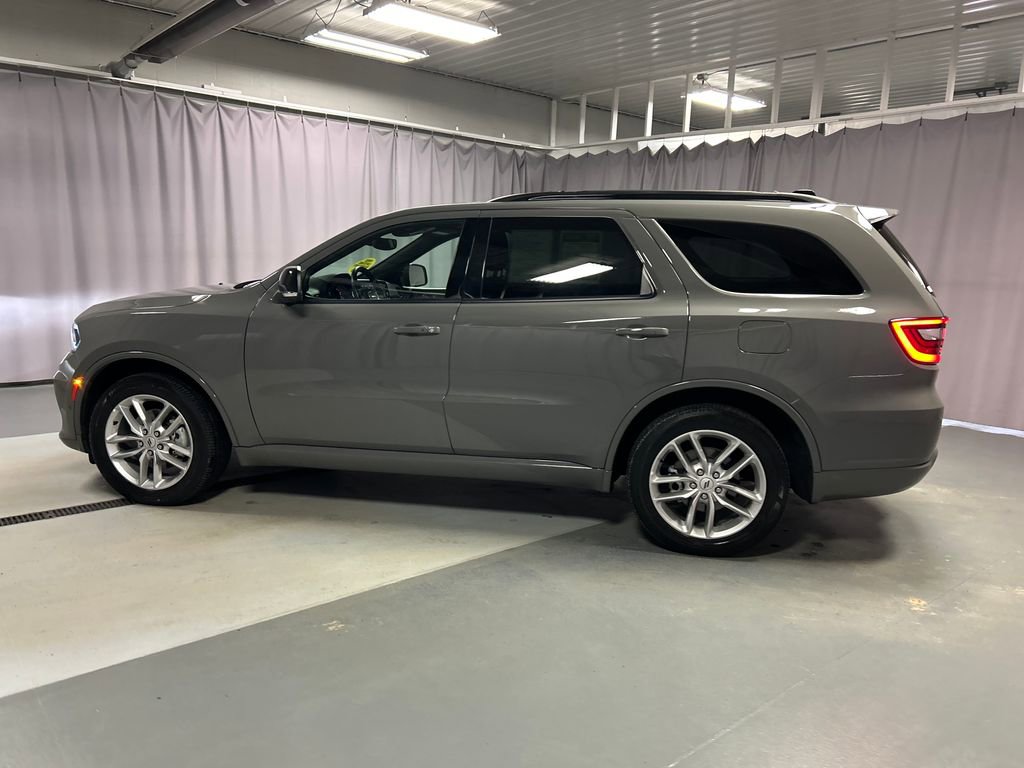 Used 2025 Dodge Durango GT image 4