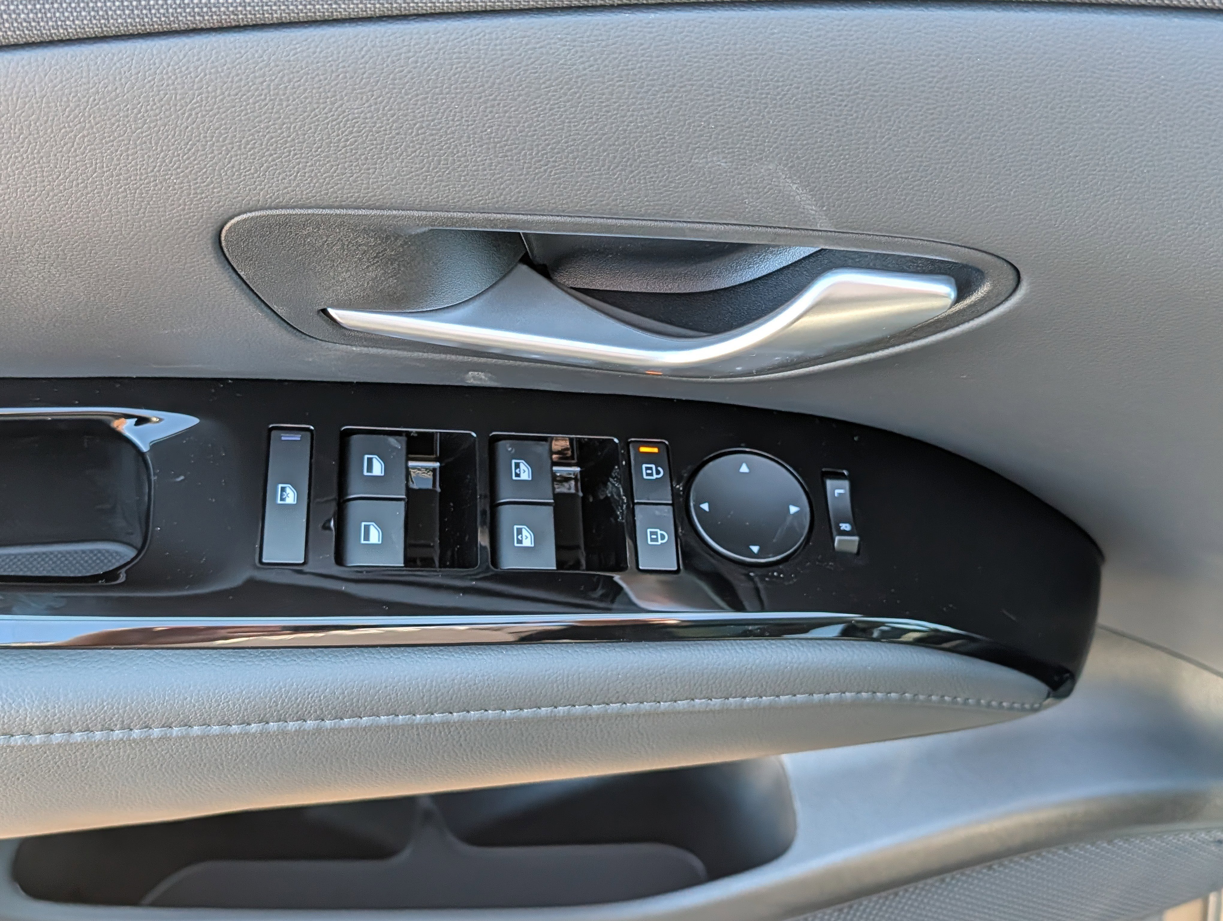 New 2026 Hyundai Tucson Limited image 29
