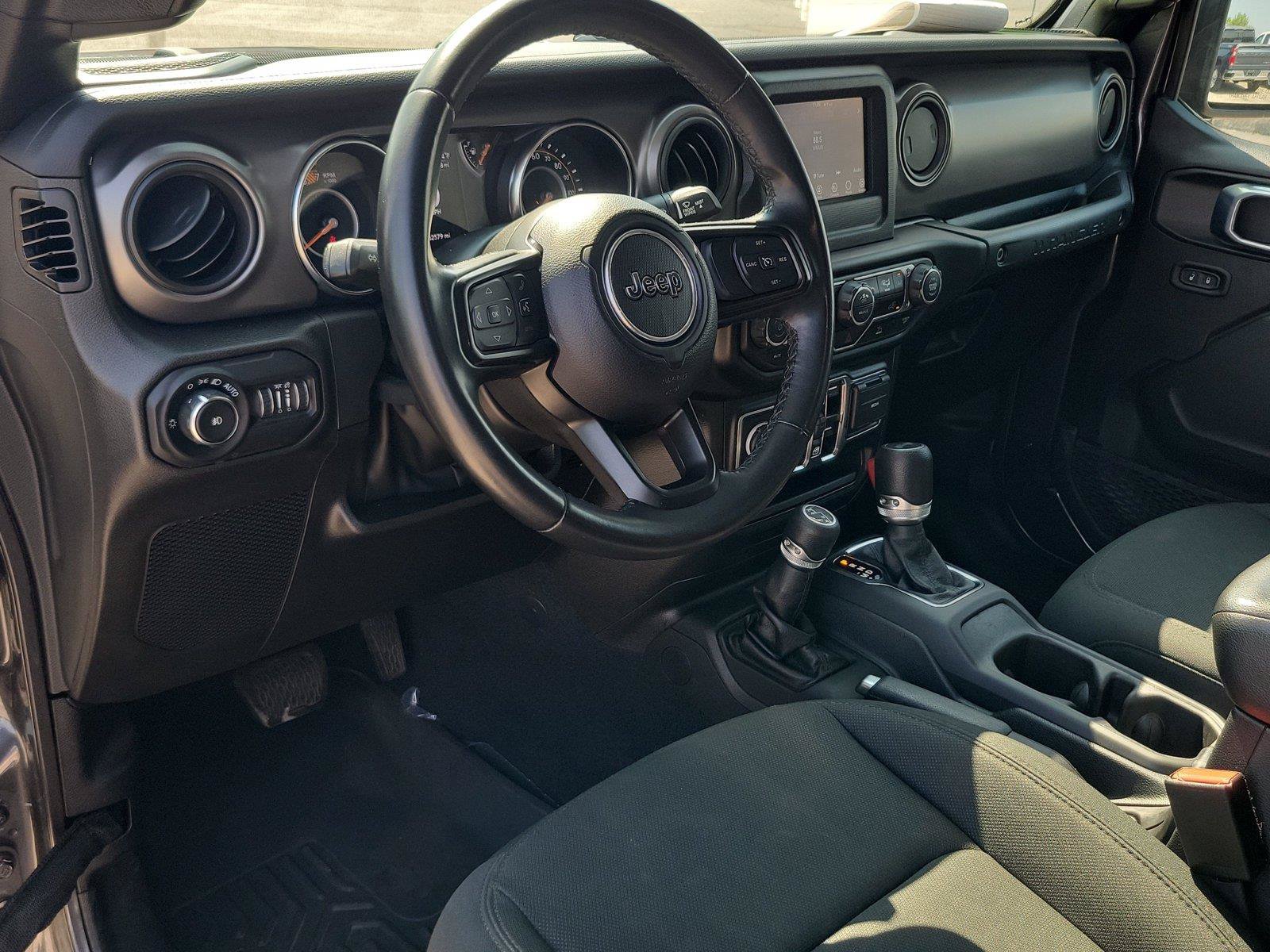 Used 2022 Jeep Wrangler Unlimited Sport AWD/4WD image 15