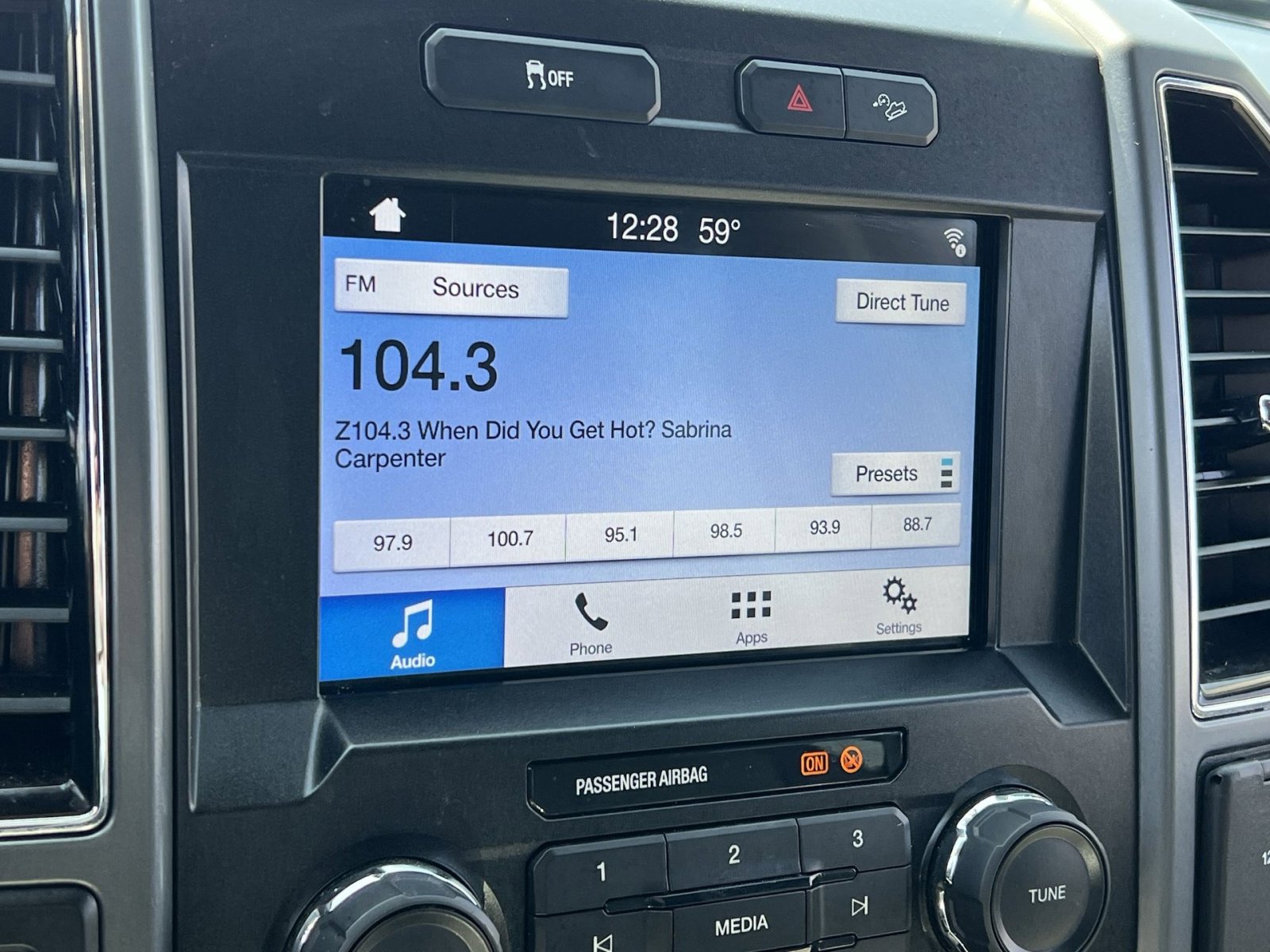 Used 2019 Ford F250 XLT w/ XLT Premium Package image 26