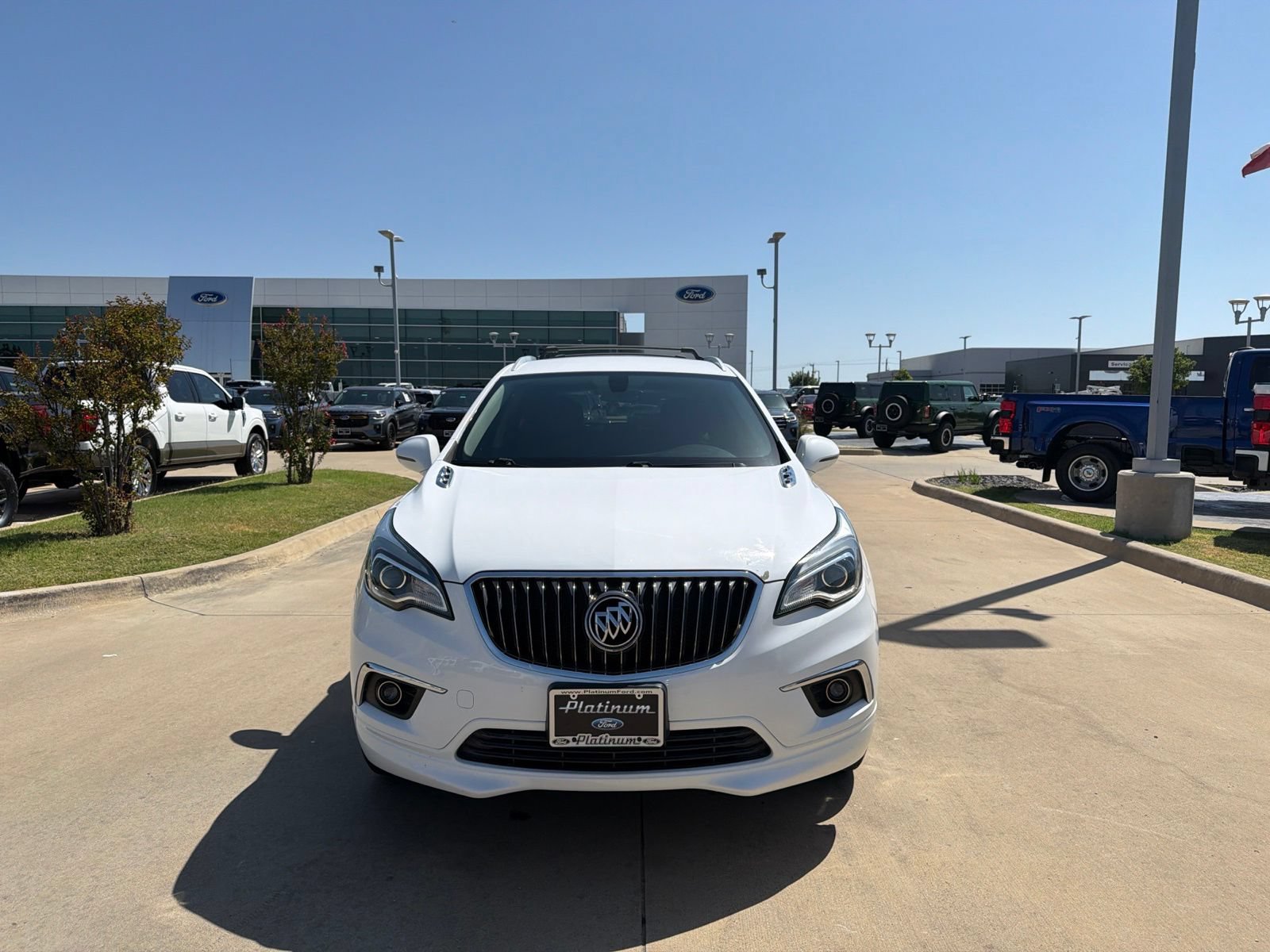 Used 2017 Buick Envision Essence FWD image 9