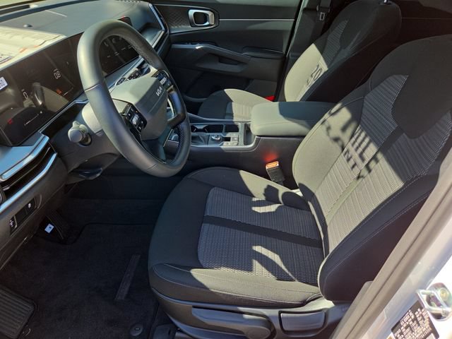 Certified 2026 Kia Sorento LX FWD image 10