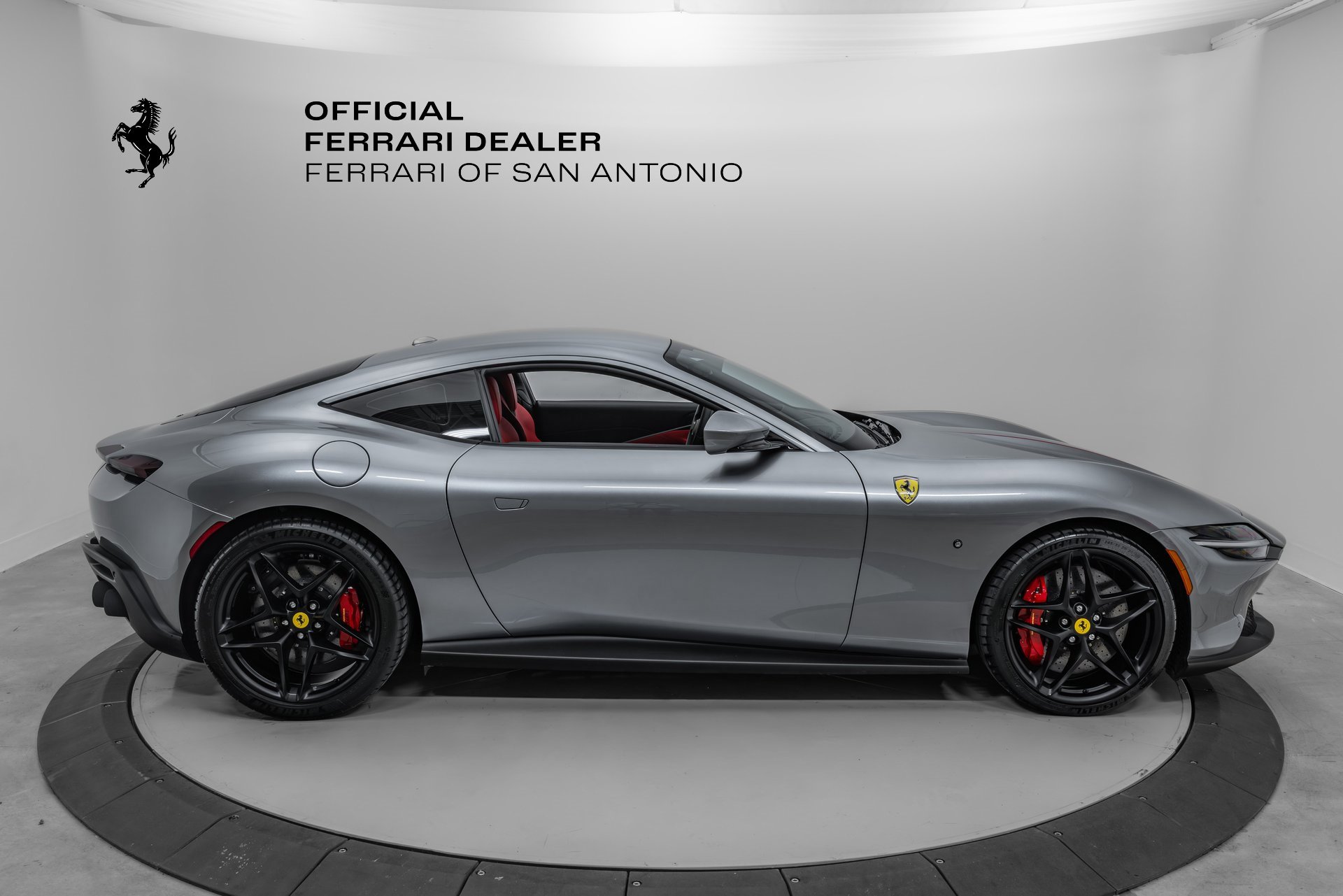 Certified 2024 Ferrari Roma Base image 9