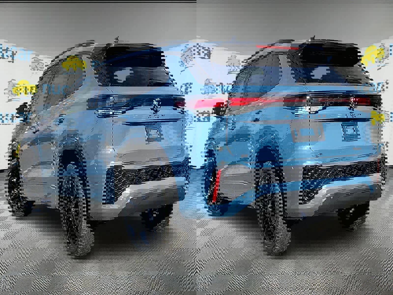 New 2026 Volkswagen Tiguan SE R-Line image 5